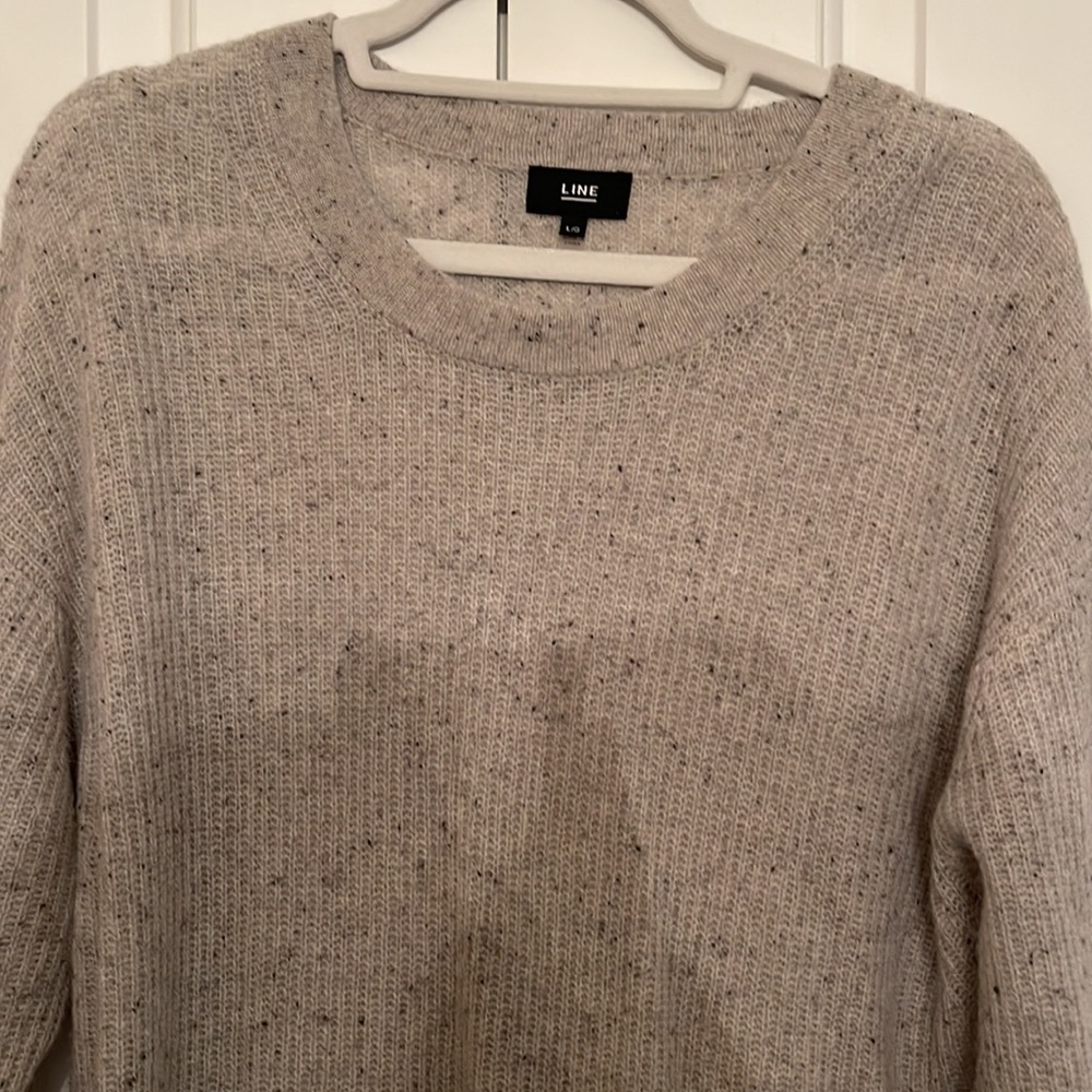 Line Sweater - Picture 4 of 7